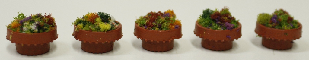 749DM HO Set 5 vasi ornamentali con fiori per stazioni piazze strade scala 1:87 749DM HO Set 5 vasi ornamentali con fiori per stazioni piazze strade scala 1:87